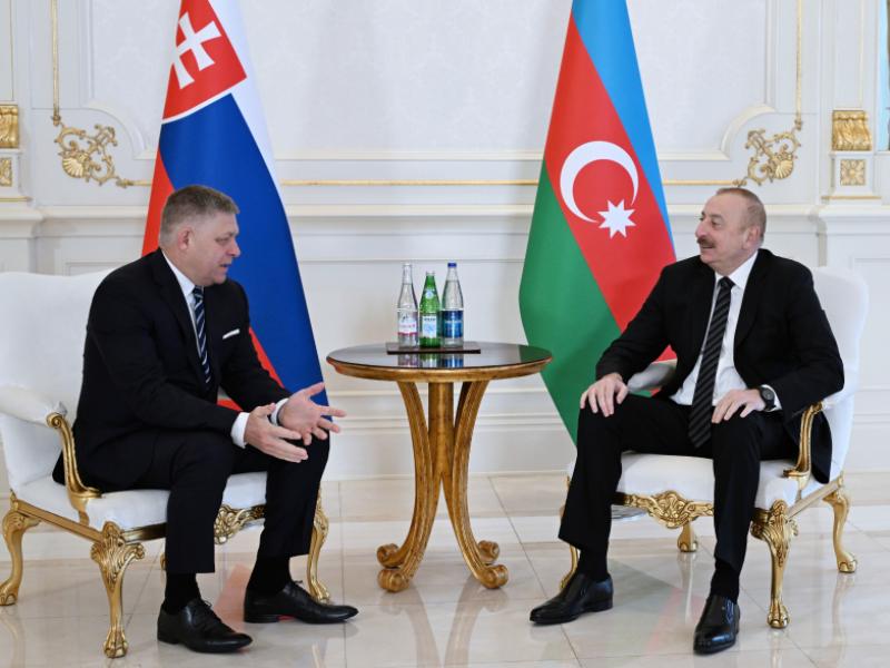 President Ilham Aliyev held one-on-one meeting with Prime Minister of Slovakia