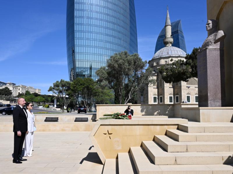 Президент Ильхам Алиев и первая леди Мехрибан Алиева почтили память сынов Азербайджана, погибших за Победу над фашизмом 