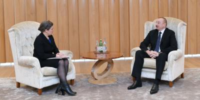 Prezident İlham Əliyev ABŞ Dövlət katibinin enerji diplomatiyası üzrə müavininin müşaviri ilə görüşüb 