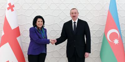 Gürcüstanın Prezidenti Salome Zurabişvilinin rəsmi qarşılanma mərasimi olub