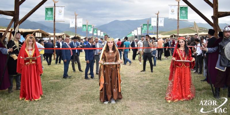 Turistlərin böyük maraq göstərdiyi ilk Milli Yaylaq Festivalından