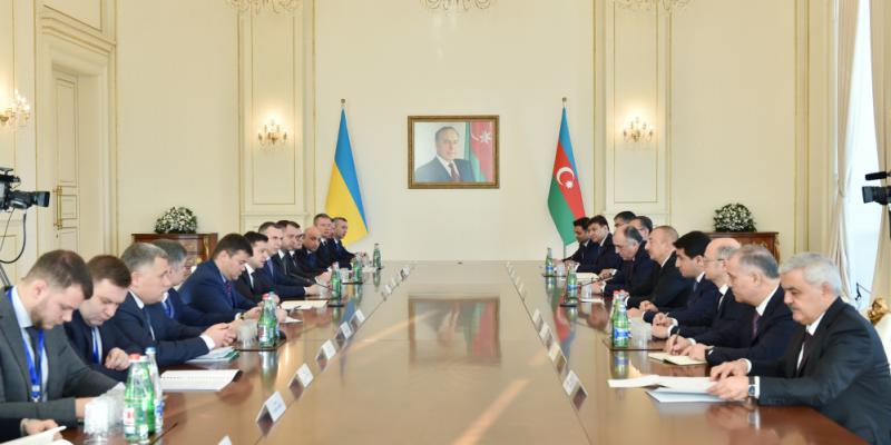Azerbaijani, Ukrainian presidents held expanded meeting