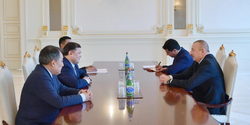 Президент Ильхам Алиев принял председателя парламента Кыргызстана