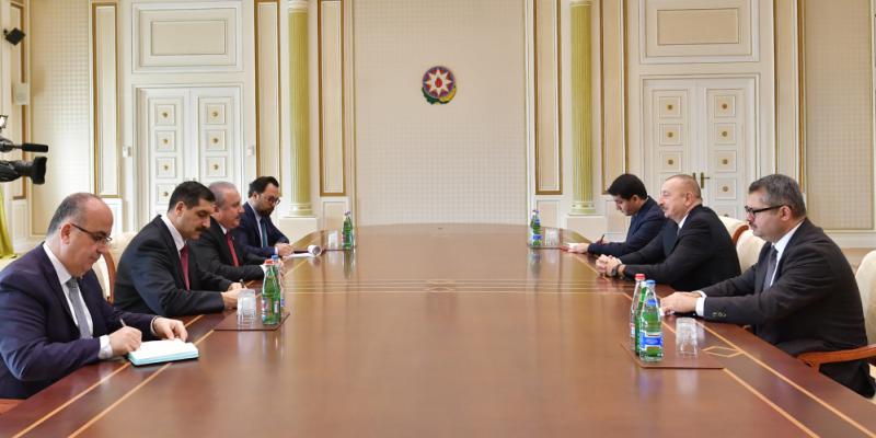 Президент Ильхам Алиев принял делегацию во главе с председателем Великого национального собрания Турции