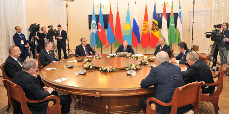 President Ilham Aliyev attended informal meeting of CIS heads of state in St. Petersburg
