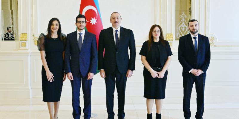 Президент Ильхам Алиев принял верительные грамоты новоназначенного посла Израиля в Азербайджане 