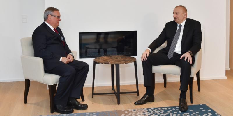 Рабочий визит Президента Азербайджана Ильхама Алиева в Швейцарию Встреча с президентом – председателем правления Банка ВТБ в Давосе