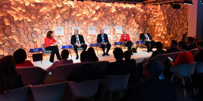 Prezident İlham Əliyev Davos Dünya İqtisadi Forumunun “Strateji baxış: Avrasiya” mövzusunda panel iclasında iştirak edib