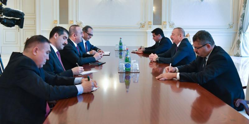 Президент Ильхам Алиев принял делегацию во главе с министром иностранных дел Турции