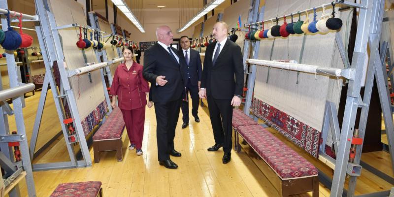 Prezident İlham Əliyev “Azərxalça” ASC-nin Goranboy filialının fəaliyyəti ilə tanış olub 