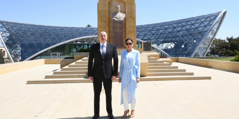 Почтена память сынов Азербайджана, погибших в Великой Отечественной войне