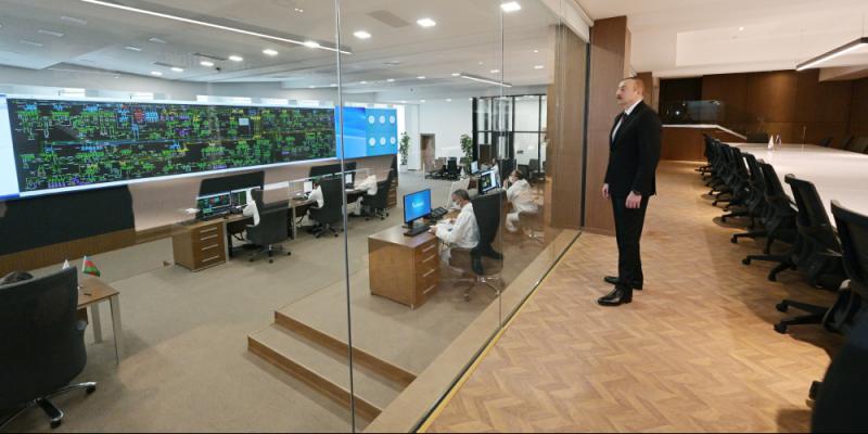 Президент Ильхам Алиев принял участие в открытии реконструированного Главного управленческого, научного, образовательного и лабораторного комплекса ОАО «Азерэнержи»