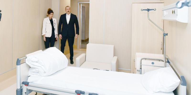 Президент Ильхам Алиев принял участие в открытии медицинского учреждения «Ени клиника» в Баку