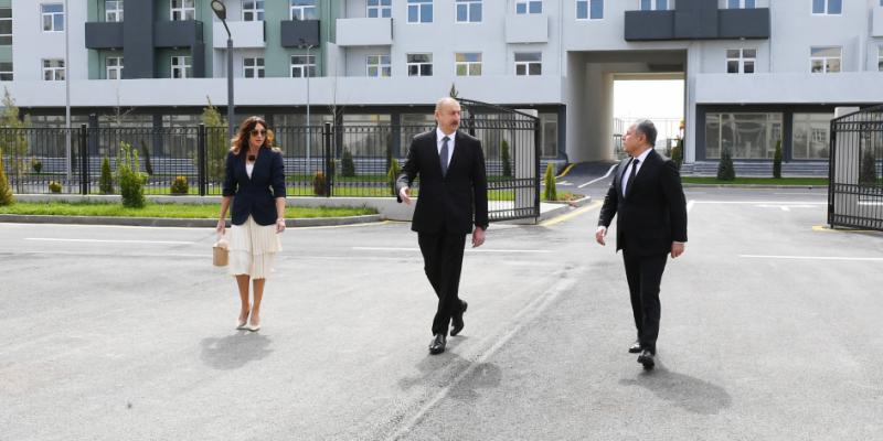 Prezident İlham Əliyev Hövsan yaşayış kompleksinin açılışında iştirak edib  