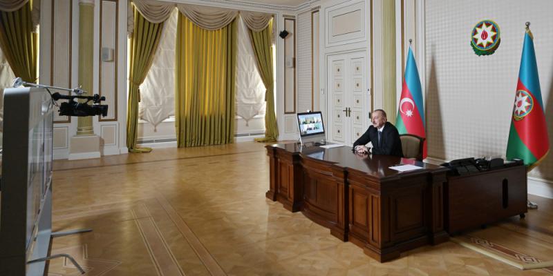 По инициативе компании Signify состоялась видеоконференция между Президентом Ильхамом Алиевым и руководителями компании