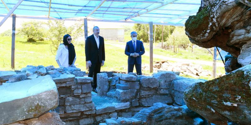 President Ilham Aliyev viewed restoration and conservation works at Pir Omar Sultan shrine in Shamakhi