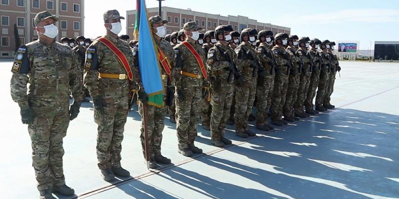 Парадный расчет азербайджанской армии отправился в Москву