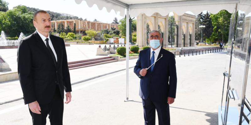 Prezident İlham Əliyev Bakının Neapol küçəsindəki yerüstü piyada keçidinin açılışında iştirak edib