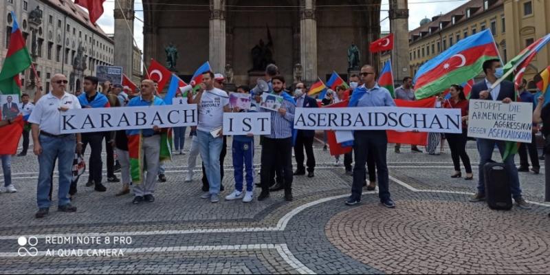 Очередная массовая акция в поддержку азербайджанского народа и армии прошла в Мюнхене