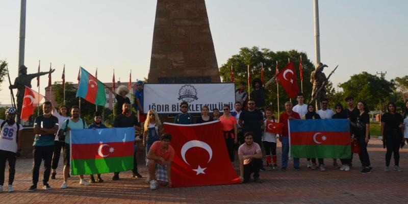 Türkiyənin İğdır şəhərində Azərbaycana dəstək aksiyası keçirilib