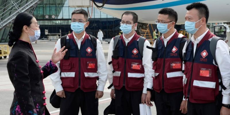 В Азербайджан прибыла группа китайских медицинских экспертов в области COVID-19