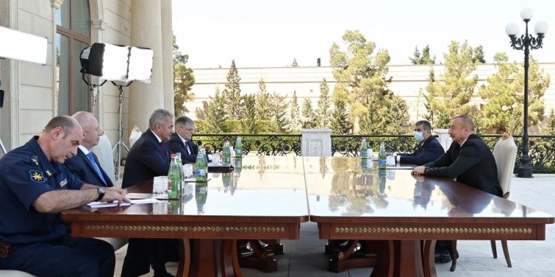President Ilham Aliyev received delegation led by Russian defense minister