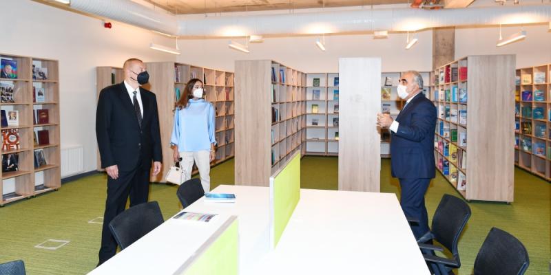 Сдан в эксплуатацию заново отстроенный учебный корпус номер 3 UNEC В мероприятии приняли участие Президент Ильхам Алиев и первая леди Мехрибан Алиева