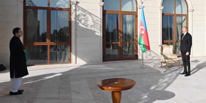 President Ilham Aliyev received credentials of incoming Pakistani ambassador