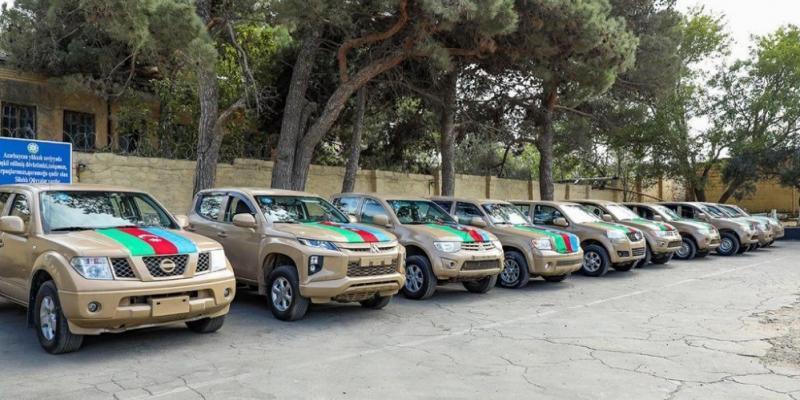 Azərbaycan Avtomobil Federasiyası Milli Orduya dəstək olaraq “Pikap” tipli avtomobillər təqdim edib