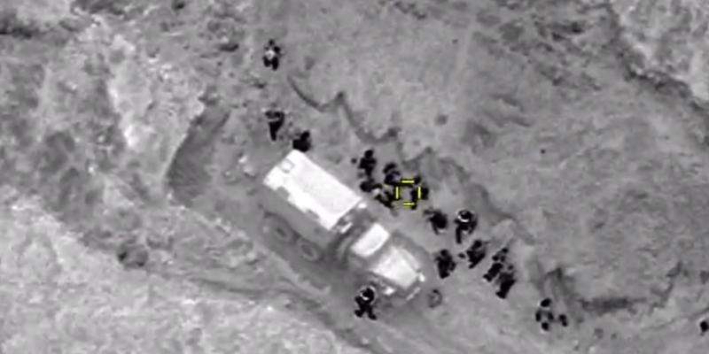 Министерство обороны распространило видеокадры поражения боевой техники противника