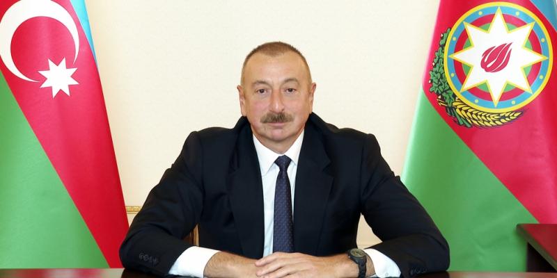 Президент Ильхам Алиев: Азербайджанская армия освободила от оккупации поселок Гадрут и несколько сел