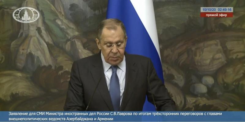 Министры иностранных дел Азербайджана, России и Армении выступили с совместным заявлением