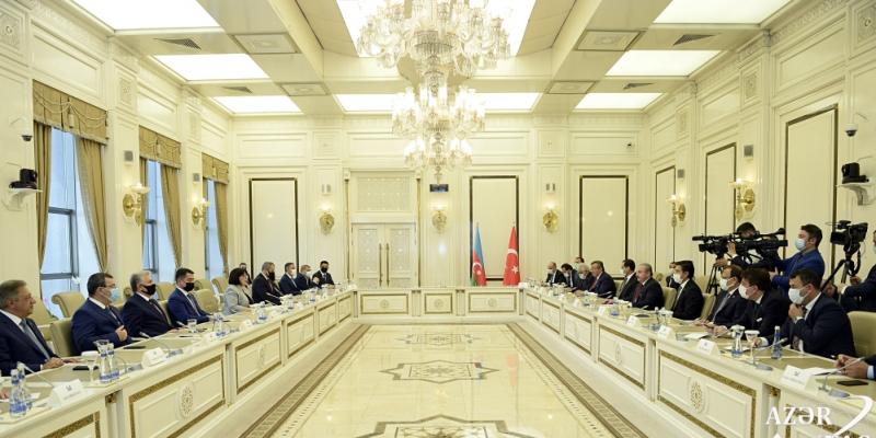 Azerbaijani, Turkish parliament speakers meet in Baku
