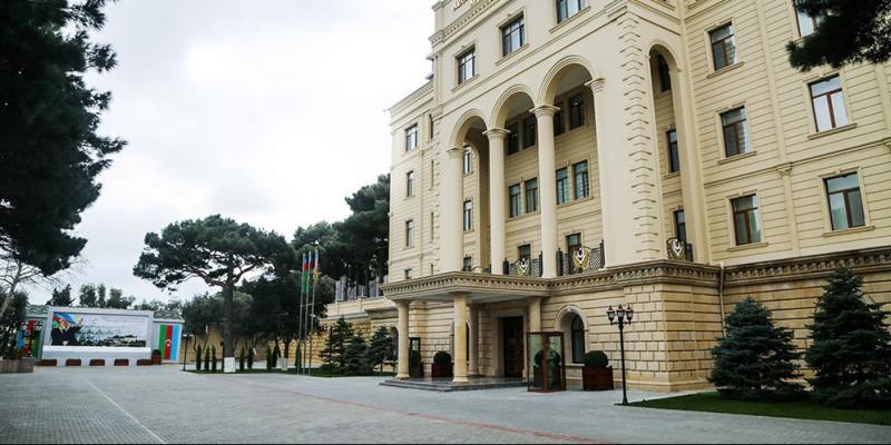 Противник подвергает интенсивному обстрелу села Агдама