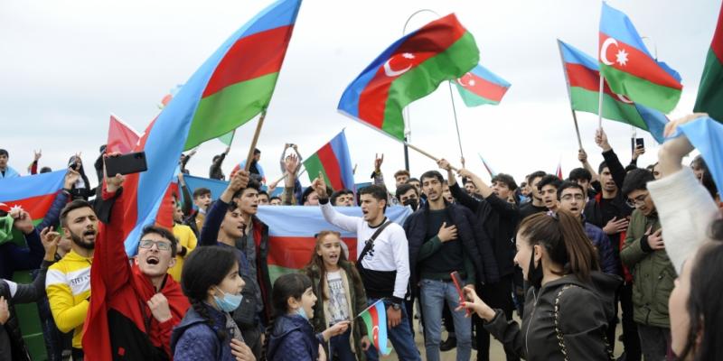 Яркое выражение почтения душам шехидов
