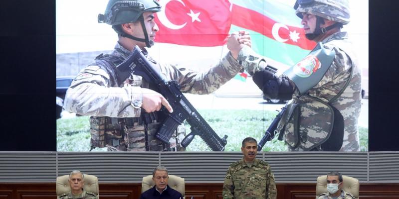 Azerbaijani, Turkish defense ministers met