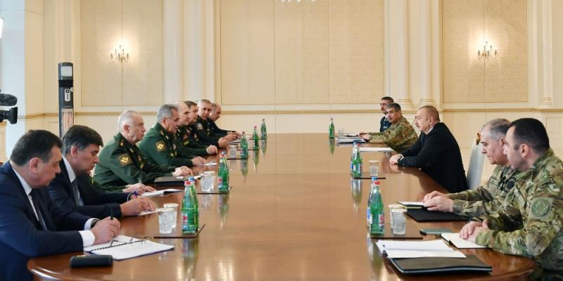 President Ilham Aliyev received delegation led by Russian defense minister 