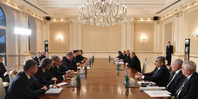 President Ilham Aliyev received Russian Foreign Minister Sergey Lavrov