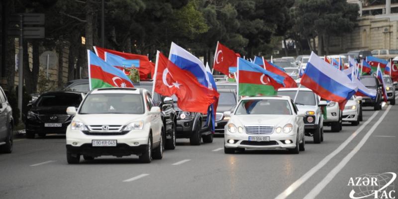 В Баку проходит автопробег в честь освобождения Кяльбаджара