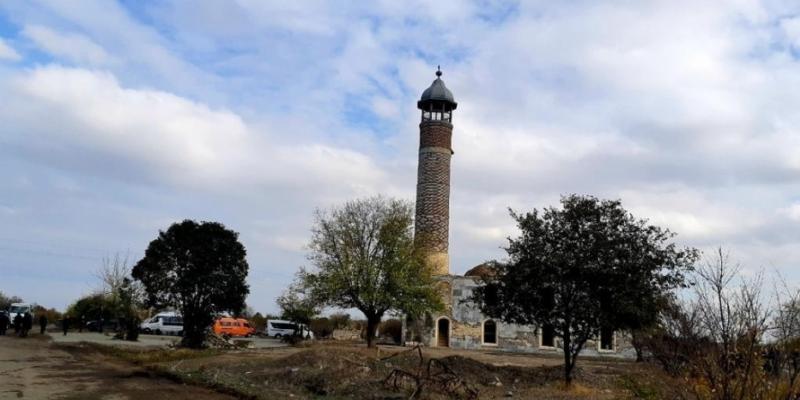 Представители дипломатического корпуса в Азербайджане направляются в Агдам