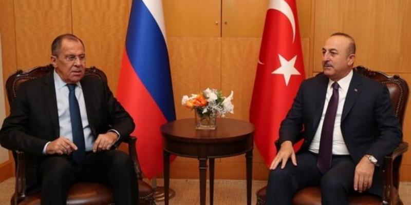 Top Turkish diplomat speaks with Russian counterpart