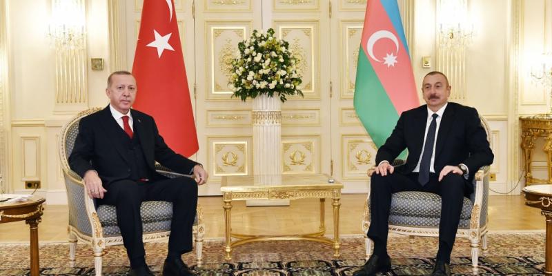 Azerbaijani, Turkish presidents held one-on-one meeting