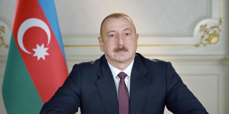 Президент Ильхам Алиев поделился публикацией в связи с днем памяти великого лидера Гейдара Алиева