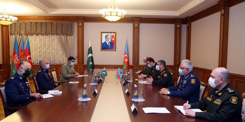 Azerbaijan, Pakistan discuss expansion of military relations