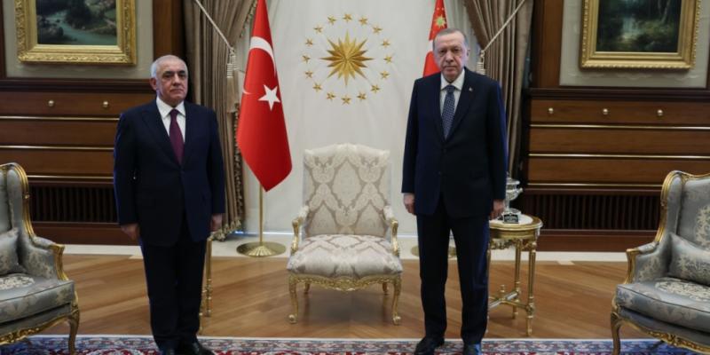 Премьер-министр Али Асадов встретился с Президентом Турции Реджепом Тайипом Эрдоганом