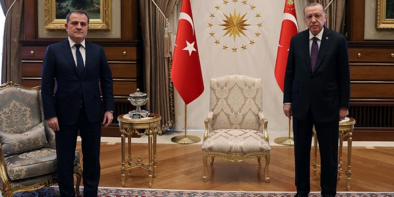 Президент Турции принял министра иностранных дел Азербайджана