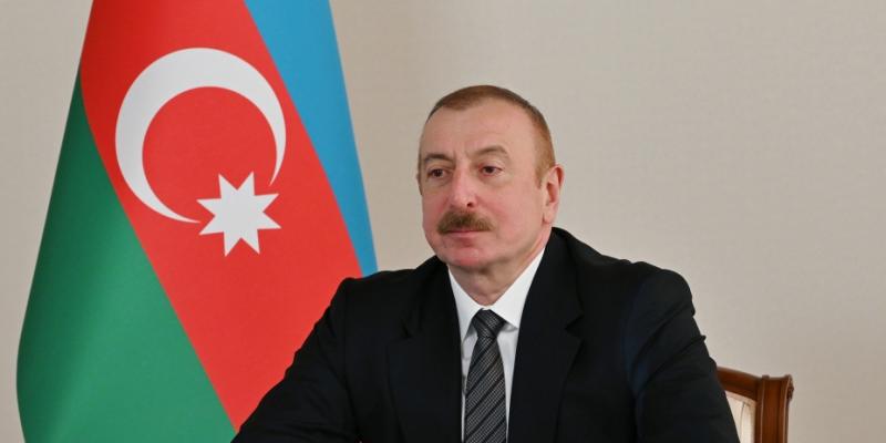 Президент Ильхам Алиев принял в видеоформате делегацию во главе с председателем Объединенного комитета начальников штабов Пакистана 