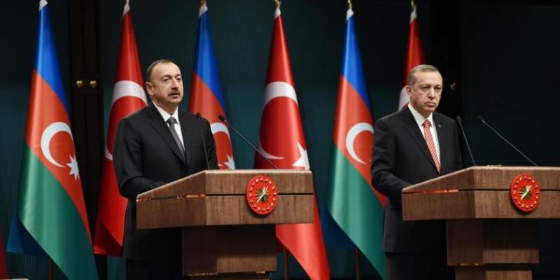President Ilham Aliyev offers condolences to Turkish counterpart