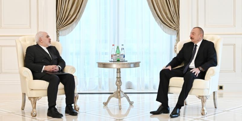 Президент Ильхам Алиев принял министра иностранных дел Ирана