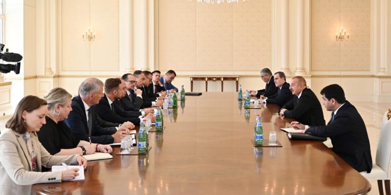 Президент Ильхам Алиев принял министров иностранных дел Румынии, Австрии, Литвы и делегацию Европейского Союза